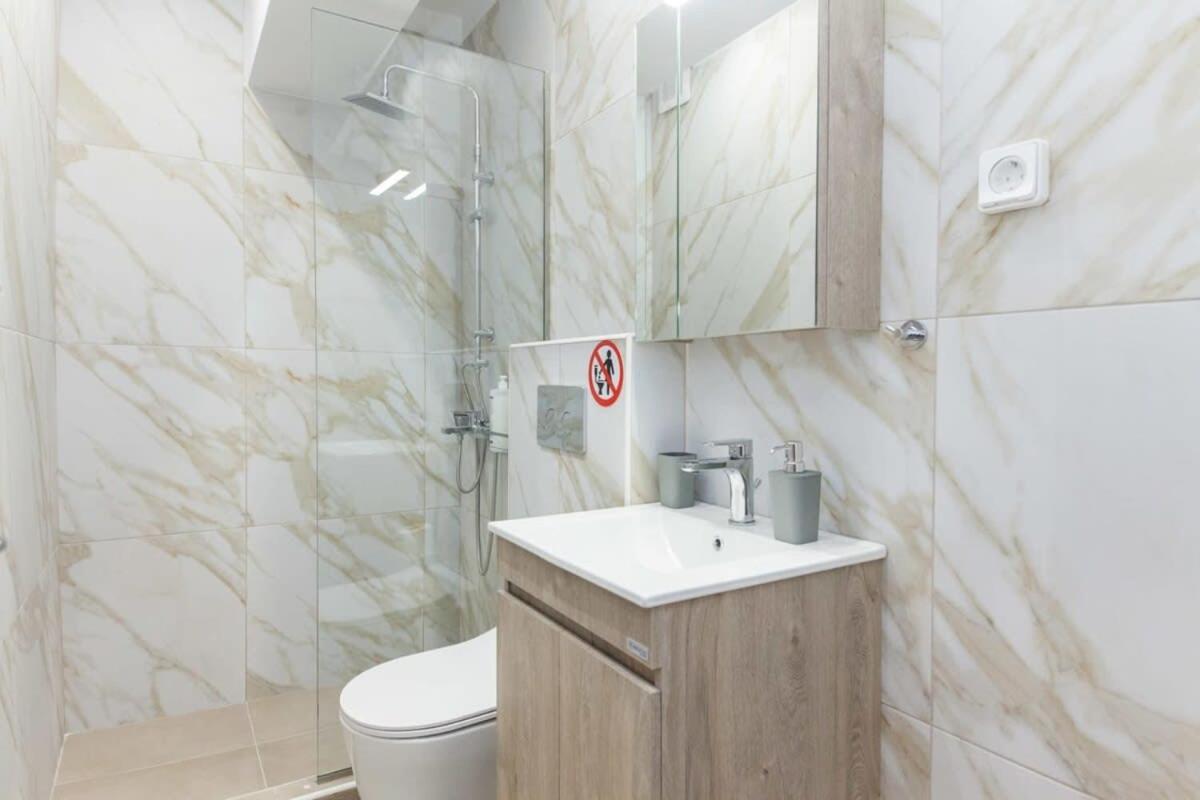 Brand New Urban Getaway Next To Megaro Mousikis Διαμέρισμα Αθήνα Εξωτερικό φωτογραφία